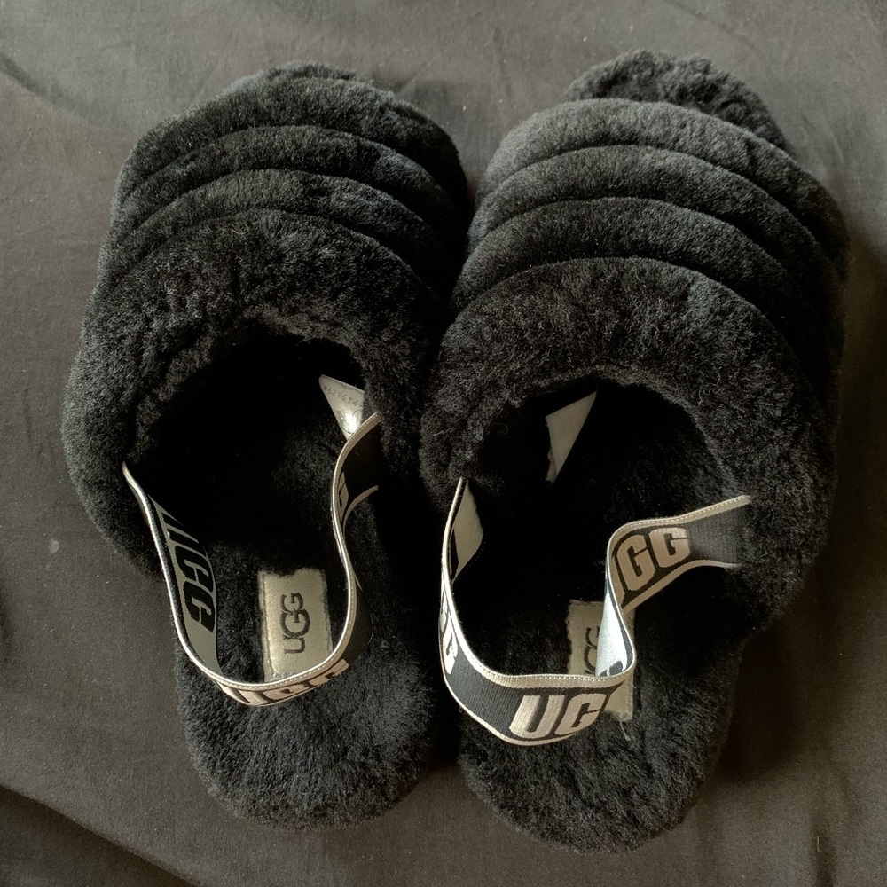 UGG Slides